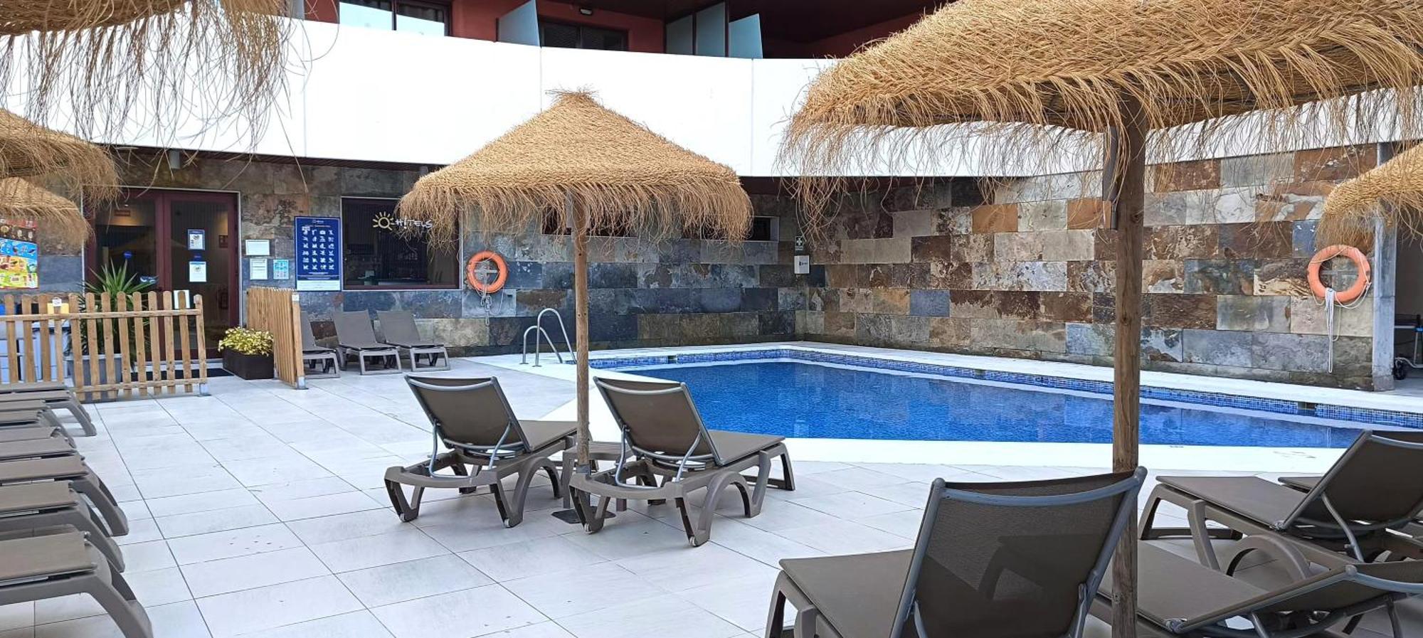 Hotel Ohtels Campo De Gibraltar La Línea de la Concepción Exterior foto
